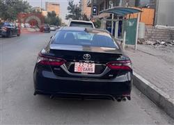 تۆیۆتا کامری